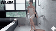 台湾温泉奶系萝莉星孟孟璞石丽致汤女湿身诱惑_巨乳晃动让人血脉喷张欲火焚身