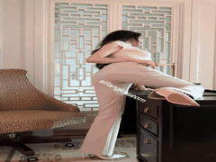 王馨瑶秀人网写真爆乳诱惑_极品身材女神弹力十足让你欲罢不能