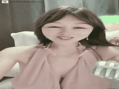 E杯女神樱樱樱裸舞诱惑 疯狂抖奶超级原子弹