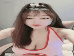 E杯女神樱樱樱裸舞诱惑 疯狂抖奶超级原子弹