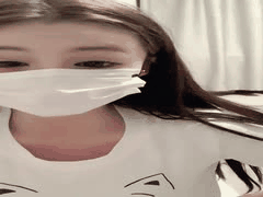 小鱼宝白皙巨乳粉嫩鲍鱼诱惑，乳交福利超刺激