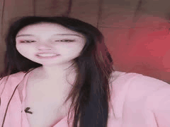 童颜巨乳女神姑奶奶尺度全开！裸舞诱惑疯狂扣穴喷水高潮