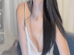 巨乳美女朱朱诱惑乳交直播秀 - Stripchat热辣表演_1