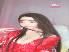 童颜巨乳女神咪咪子大尺度裸舞诱惑！疯狂扣穴喷水高潮