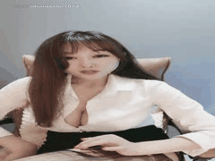 E杯舞姬樱樱樱裸舞诱惑 疯狂抖奶超级原子弹