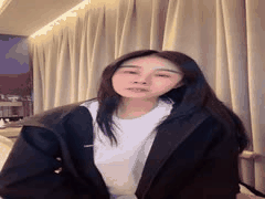 神似张碧晨的巨乳尤物小碧晨揉奶掰穴道具狂震高潮