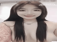 爆乳美女麻将桌下塞跳蛋忍不住狂插骚穴高潮痉挛