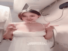 高颜值美女水蛇腰狂扭！爆乳肥臀摇曳诱惑舞姿，撸管神器完整版