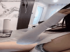 人间白月光巨乳姐姐甜蜜乳交，烤红薯奶瓶半糖诱惑