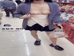 金秘书户外露出福利：异物插入自慰喷水高潮