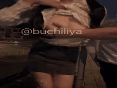 羞耻户外自慰直播！爸爸的飞机杯小母狗被哥们围观，湿透一大片