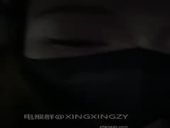 SP站露出女神xigua2002：打车酒吧网吧啤酒瓶自慰抽插喷水超刺激