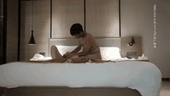 清纯御姐纹身反差诱惑_绿裙美女舌吻狂吻口爆骑乘扭臀_后入猛插浪叫高潮不停