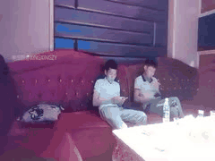 极品KTV探花：兼职学生妹白领的私密诱惑