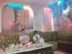 极品KTV探花：兼职学生妹白领的商K诱惑_2