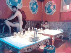 极品KTV探花：兼职学生妹白领的诱惑表演