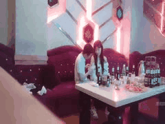 极品KTV探花：兼职学生妹白领的商K诱惑_1