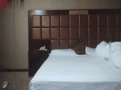 探花约到风韵熟女人妻：巨乳诱惑顶到子宫，高潮骚话刺激不断！