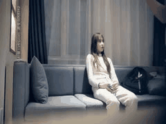 七天极品探花：高颜值气质白衣美女洗澡后口交后入激情猛操