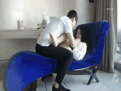 大奶人妻被甜言蜜语大神强推开发，粉嫩鲍鱼大屁股特写诱惑