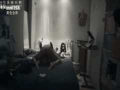 姐妹花双飞激战正酣，闺蜜突然加入共赴高潮