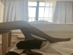 星野老师丝袜足交调教狂欢_主人玩弄学生萝莉群P潮吹高潮喷射