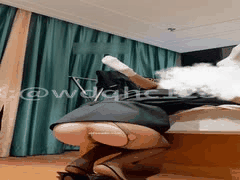 反差御姐女教师的禁忌诱惑