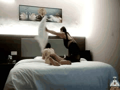 熟女技师携马尾御姐酒店激情服务：乳推舔屌后猛烈后入爆操