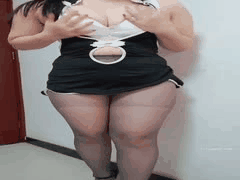 快手石门二姐丝袜高跟肥臀骚舞：熟女扭腰不输网红，暖臀夹击超销魂