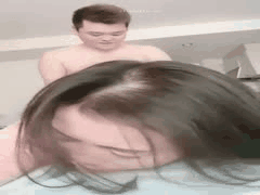 抖音极品熟女网红天天挨操寻欢：吊钟巨乳骑乘摩擦，口交熟练操逼超享受！