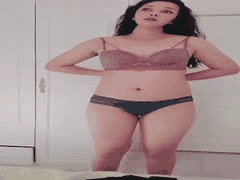 李老师私拍：极品熟女的妩媚黑丝诱惑，人美逼遭罪典型