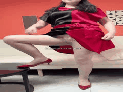 优雅知性熟女的魅惑韵味：穴脸同框视频慢慢赏析