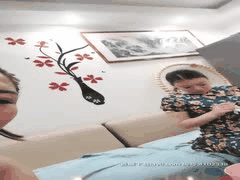 经典熟女主播小M群P直播：多人混战肉体盛宴