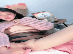 高颜值熟女只杏直播：蜜桃臀粉嫩蝴蝶逼诱人下海秀