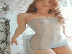 40岁熟女人妻居家自慰大尺度私拍，抖音福利诱惑_1