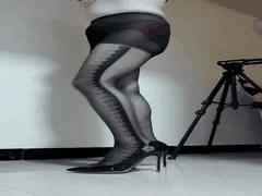 50岁熟女丝袜骚舞诱惑！掰穴自慰骚话勾引，私拍福利大放送