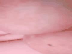 巨乳离异少妇直播诱惑：大奶晃荡迷人眼，近距离骚穴特写太刺激