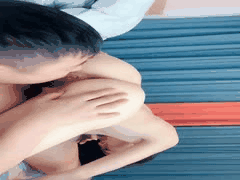 四十路牛仔裤熟女直播骚浪自慰 与小伙激战亲奶舔逼 淫叫剧情酥麻诱人