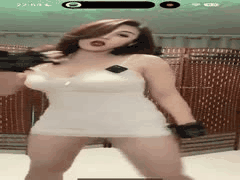 妖娆熟女阿姨包臀瑜伽裤完美勾勒身材，大波浪发型尽显女人味，密码房会议室粉丝互动