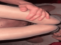 极品熟女高跟丝袜天花板诱惑：第一人称视角抚摸大腿直至无套内射高潮