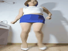 娟娟熟女广场舞诱惑：绅士视角淫语调教，丰满肥臀丝袜裸舞福利合集