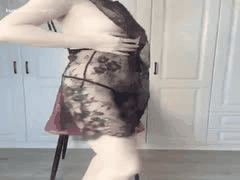 抖音极品少妇丝袜包臀裙诱惑脱衣舞，掰逼私拍福利裸体热舞全曝光_1