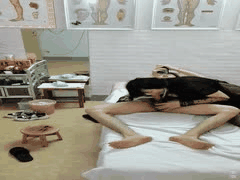 年轻人也迷上熟女全套服务：老逼虽老却超到位，200元败火物超所值