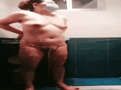 离婚熟女巨乳自慰诱惑：淫语浪叫假阳具狂插骚穴
