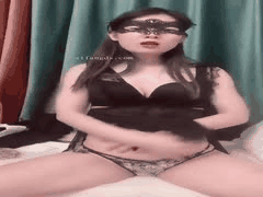 丝袜熟女高跟无内自慰诱惑合集：雪白美乳黑丝骚穴大饱眼福