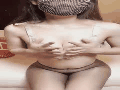 丝袜熟女高跟无内自慰诱惑大合集：雪白美乳黑丝骚穴视觉盛宴_1