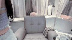 CB站极品模特女神现身_丝袜制服美腿裸舞_跳蛋自慰引爆高潮