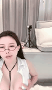 极品女神云小禾丝袜制服裸舞抖奶_巨乳喷水跳蛋大黑牛塞逼狂野自慰