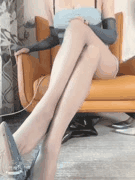 高雅Sama丝足美腿狂野足交舔脚淫语调教合集欲火焚身欲罢不能