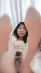 网红女神暖暖吖深林激情直播秀道具自慰诱惑